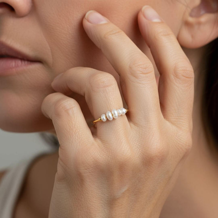 Minimalist Pearl Bead Gold Ring