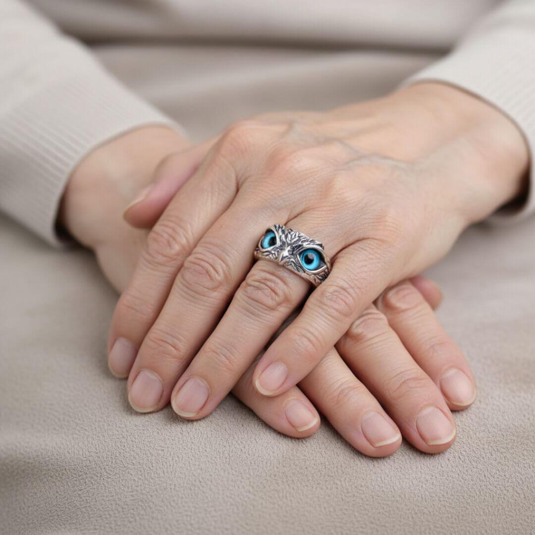 Adjustable Silver Blue Eye Owl Ring