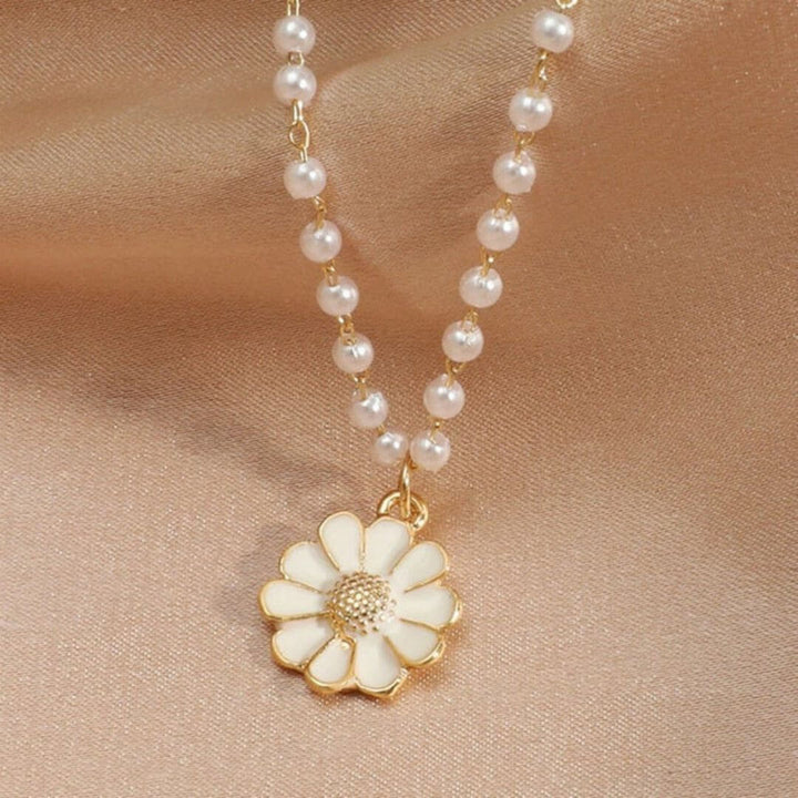 Dainty Pearl Daisy Pendant Necklace - Diane Jewelry
