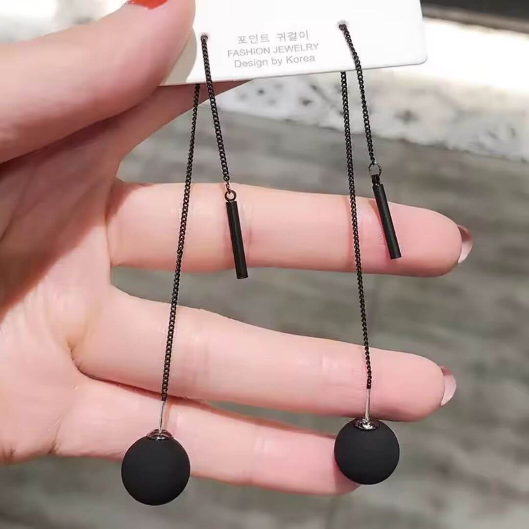 Minimalist Gold Thread Drop Earrings - Diane Jewelry