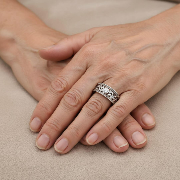 Vintage Leaf Silver Band Ring